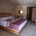 Habitación en casa particular Narcissos Cave