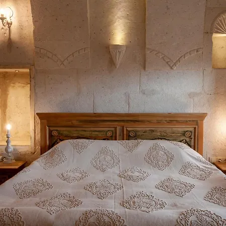 Narcissos Cave Ургуп