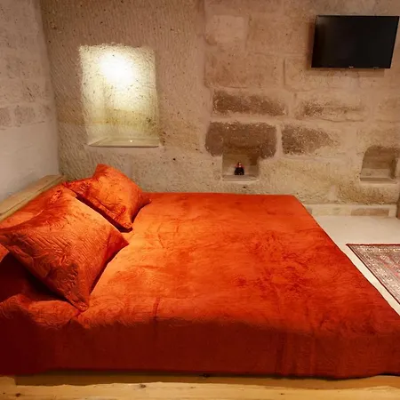 Narcissos Cave * Ürgüp