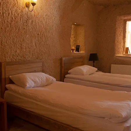 Homestay Narcissos Cave